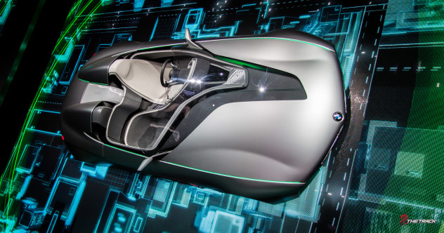 BMW's Connected Drive Vision concept die op de Autosalon Geneve 2011 werd gepresenteerd. De auto staat continue in verbinding met zijn omgeving, om bijvoorbeeld de verkeersdoorstroom te verbeteren.